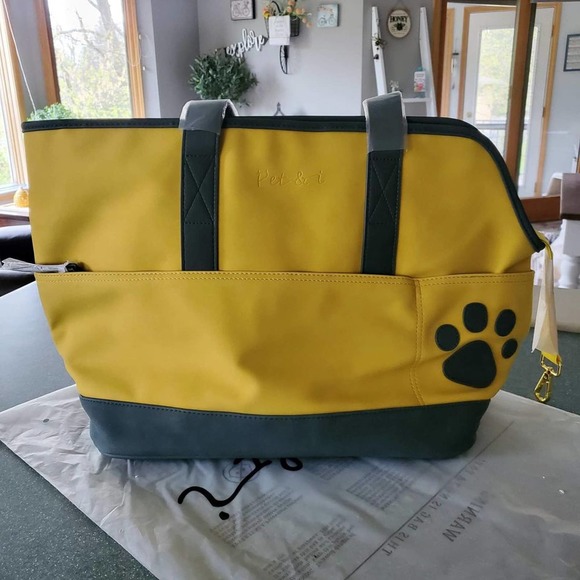 New High Quality Pet Carrier - Purse for Small Dogs or Cat - Picture 6 of 7